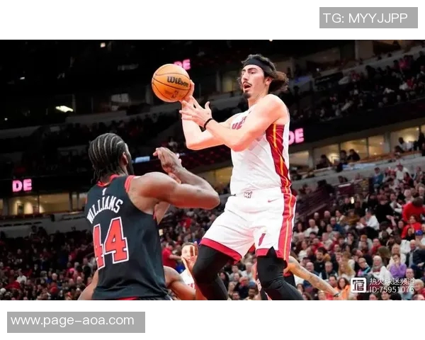 热火对阵公牛哈克斯缺席两场后有望复出场均162分状态回暖